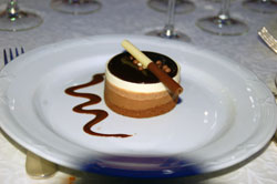 3層のチョコレートムース