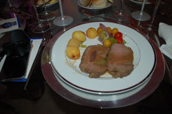 メインのお肉料理