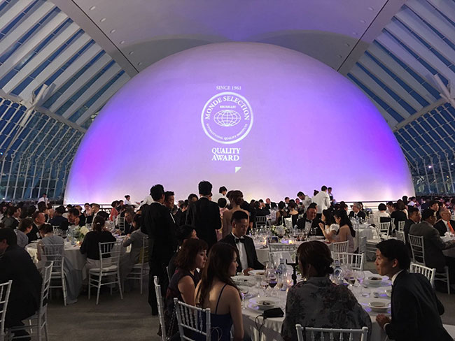 ガラディナーにて