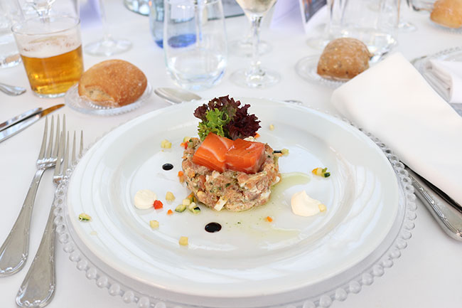 ガラディナー料理